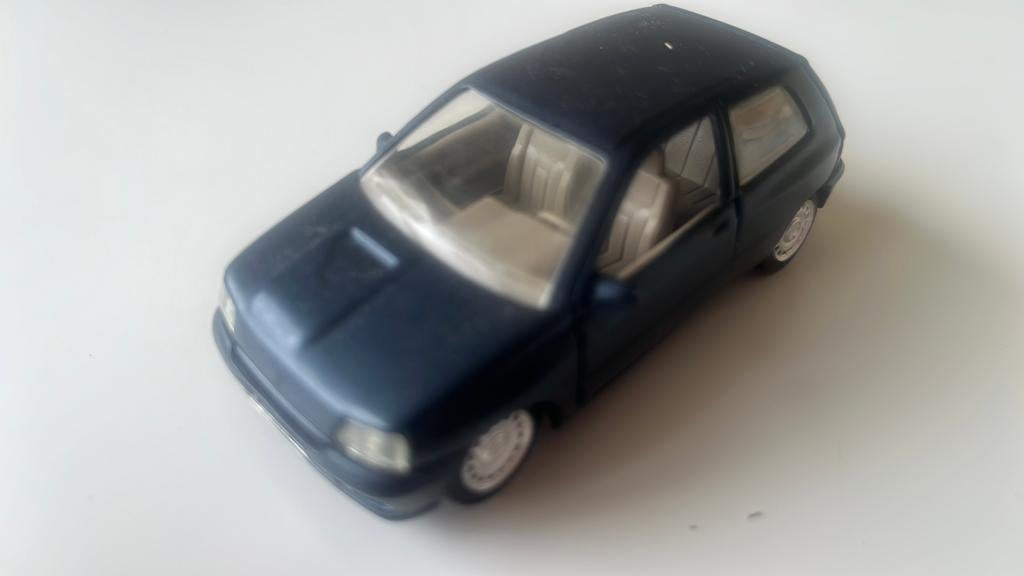 Blauwe Solido Renault Clio 1:43 modelauto, Hobby en Vrije tijd, Modelauto's | 1:43, Ophalen of Verzenden, Gebruikt, Auto, Solido