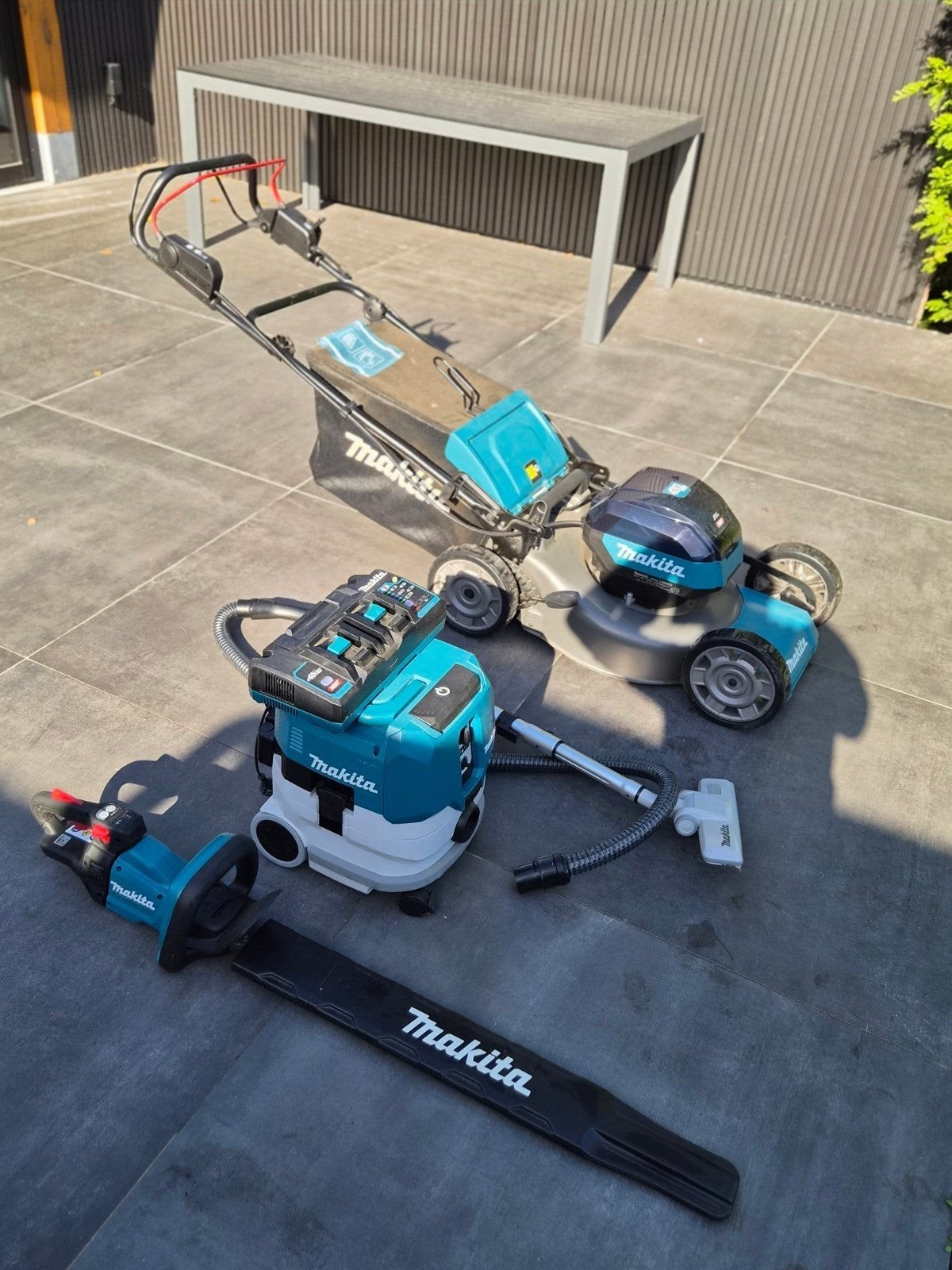 Makita 40volt grasmaaier heggeschaar stofzuiger, Ophalen, Nieuw