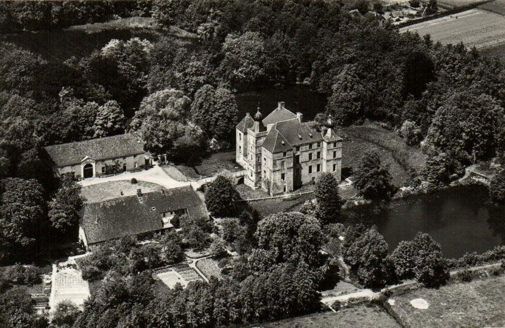 Cannenburch, Vaassen - KLM luchtfoto - ongelopen, Ophalen of Verzenden, 1940 tot 1960, Ongelopen, Gelderland