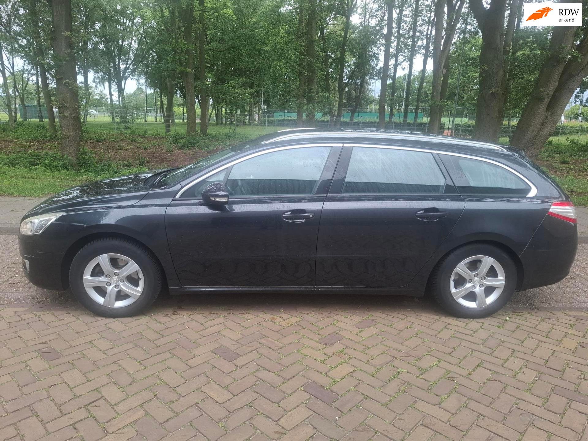 Peugeot 508 SW 1.6 THP Blue Lease Executive EXPORT, Voorwielaandrijving, Gebruikt, Zwart, Handgeschakeld