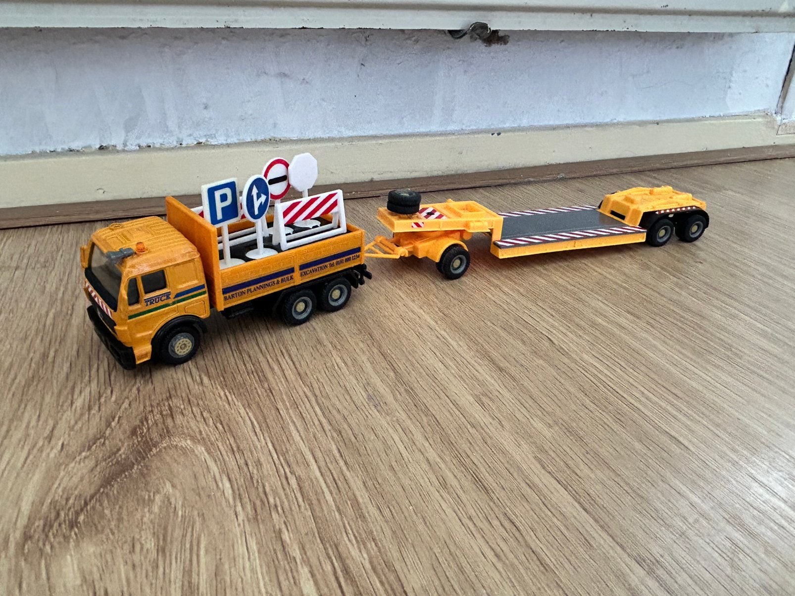 Hongwell Dieplader Merc NG – 1/50, Ophalen of Verzenden, Zo goed als nieuw, Bus of Vrachtwagen, Overige merken
