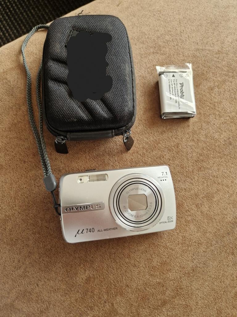 Olympus µ 740 All-Weather Compact Camera met accessoires, Gebruikt, Compact, Ophalen of Verzenden, Olympus