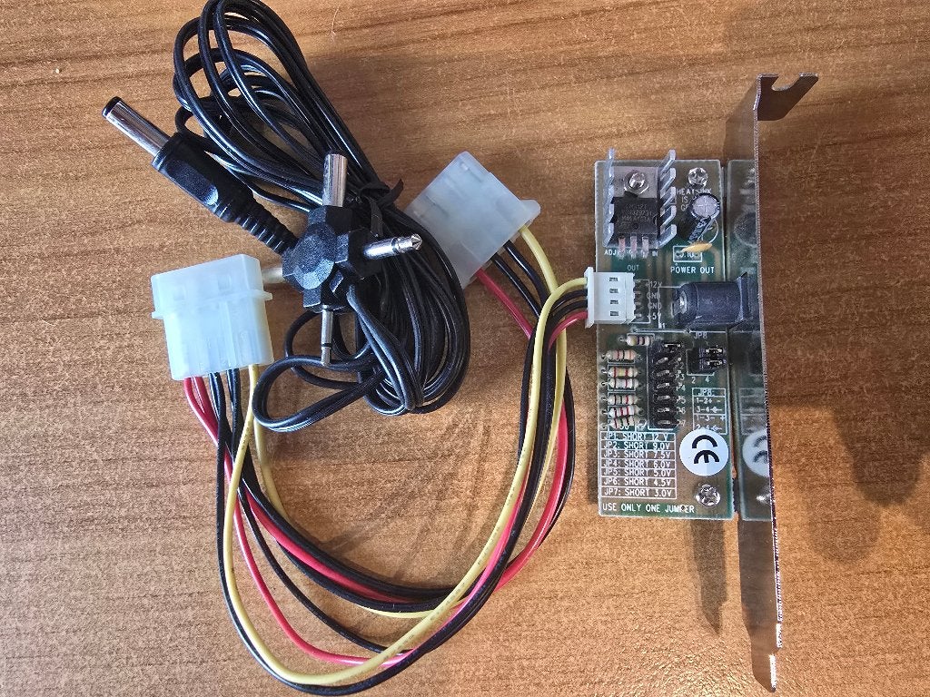 Target Sound Line DC Regulator 12V naar 3V, Verzenden, Zo goed als nieuw, Intern, Target Sound Line