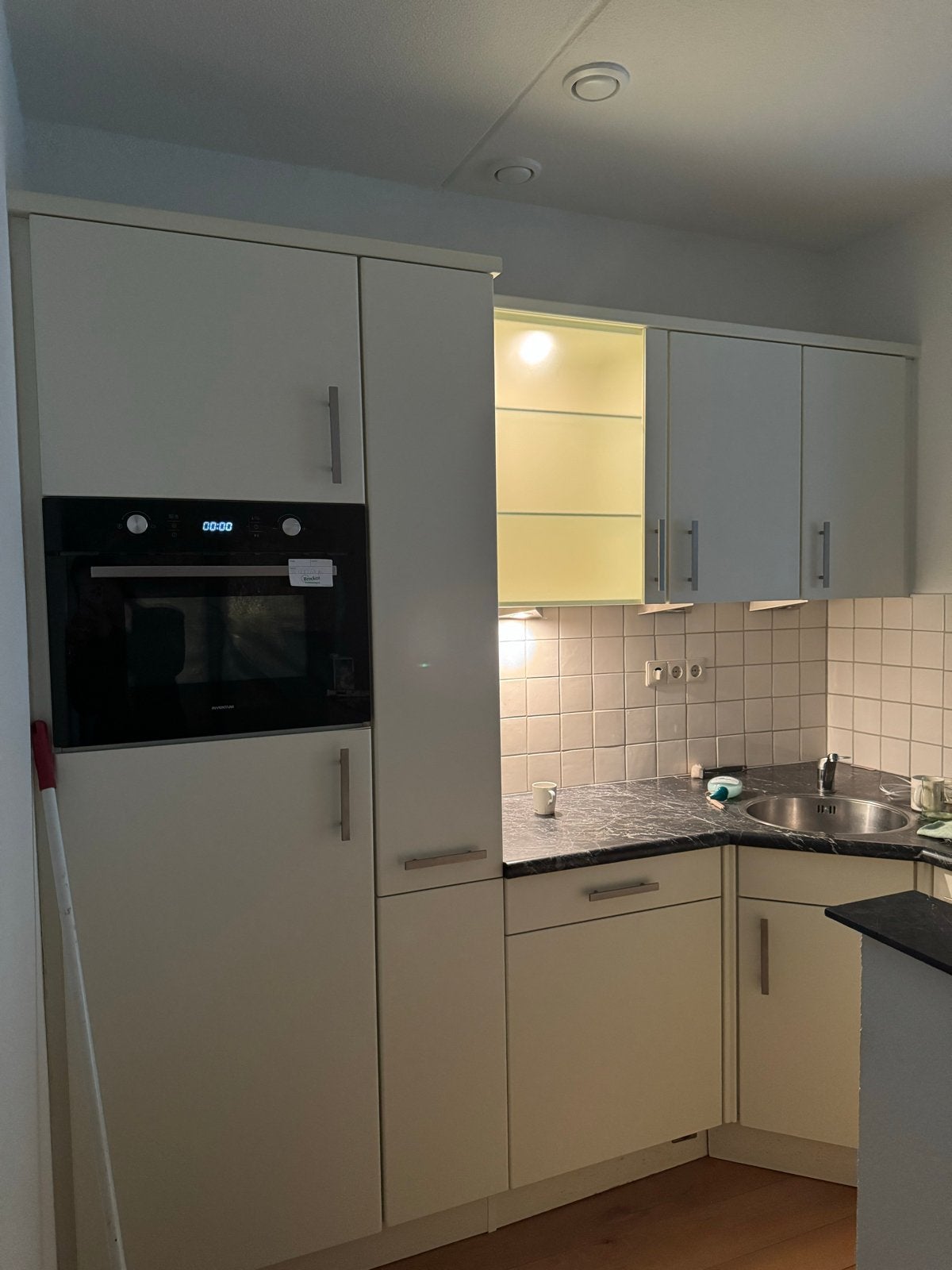 Complete keuken met inbouwapparatuur en afzuigkap, Ophalen, Gebruikt