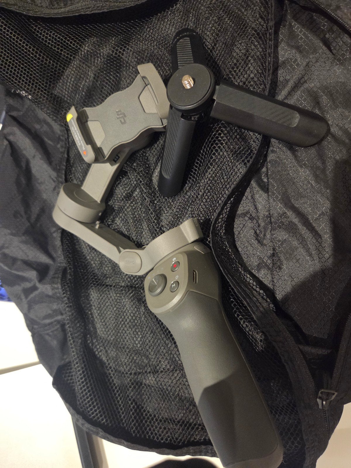 DJI Osmo Mobile 3 - Smartphone Gimbal met Statief, 125 cm of minder, 3-assige stabilisatie, Ophalen of Verzenden, Zo goed als nieuw