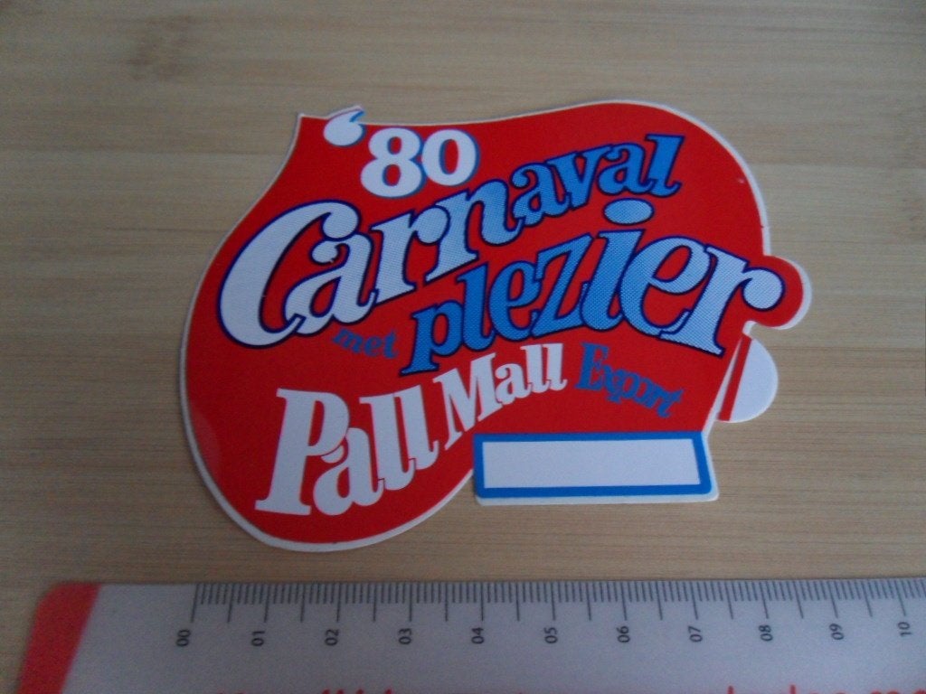 sticker tabak pall mall export carnaval met plezier 1980, Ophalen, Zo goed als nieuw