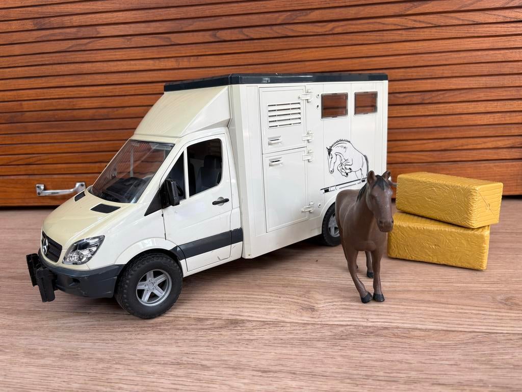 Bruder Mercedes-Benz Sprinter Paardentransportwagen, Ophalen of Verzenden, Gebruikt, Overige typen