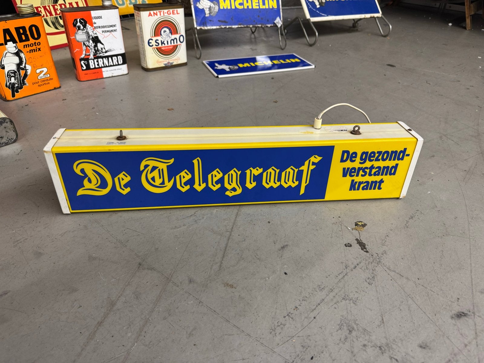 Vintage De Telegraaf Lichtbak - Reclamebord, Ophalen, Gebruikt, ., Lichtbak of (neon) lamp