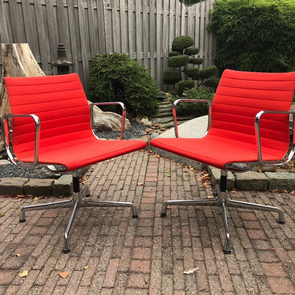 2 Vitra Eames stoelen stoel EA 107 EA107 chroom rood, Ophalen, Gebruikt, Nvt, Eén