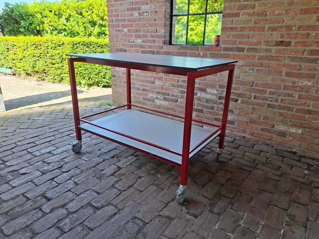 Goede verrijdbare werkbank/ werktafel met trespablad!, Ophalen, Gebruikt, 120 tot 170 cm