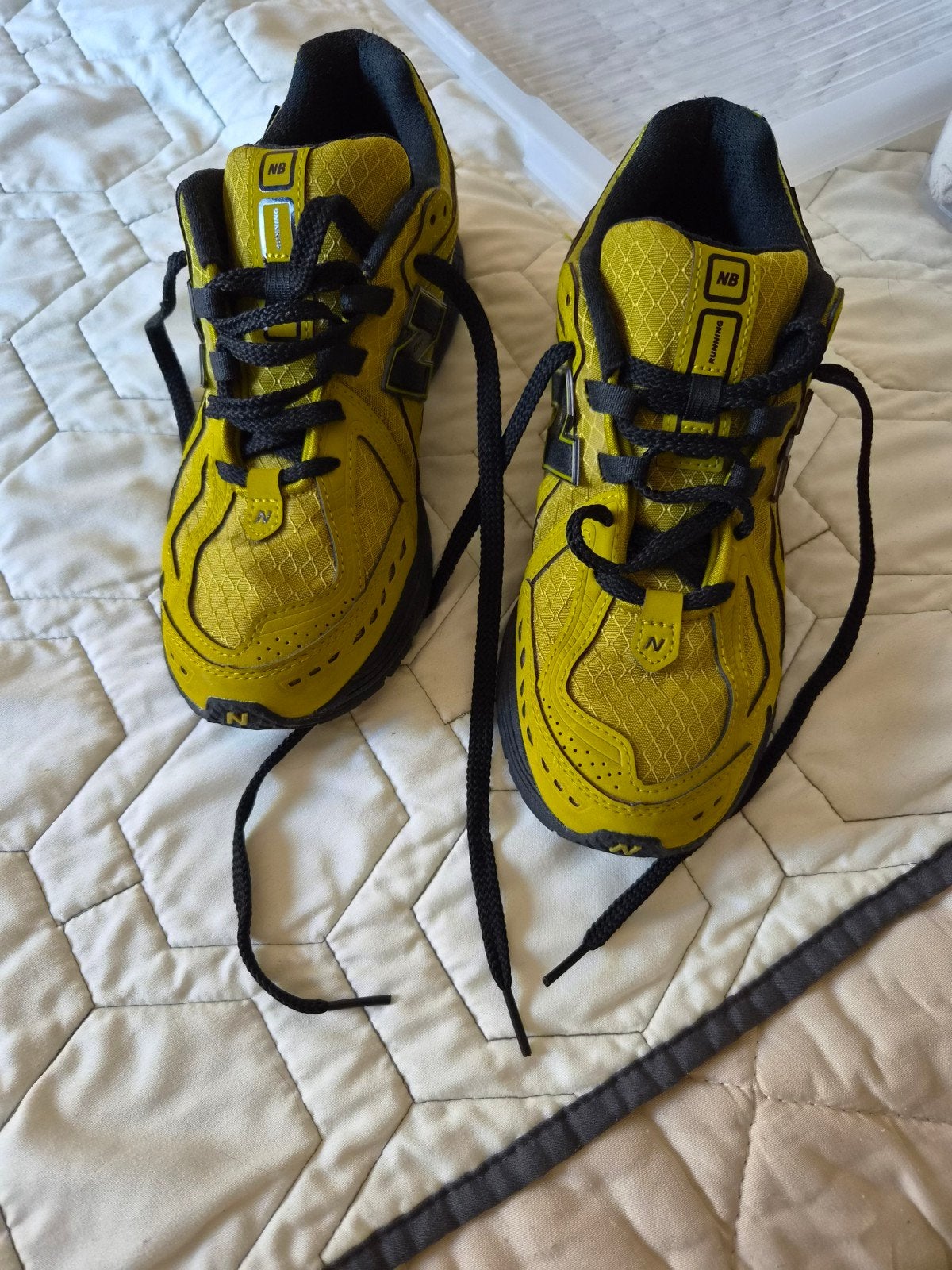 New Balance 1906 Sneakers Geel - Maat 40, Ophalen, Zo goed als nieuw
