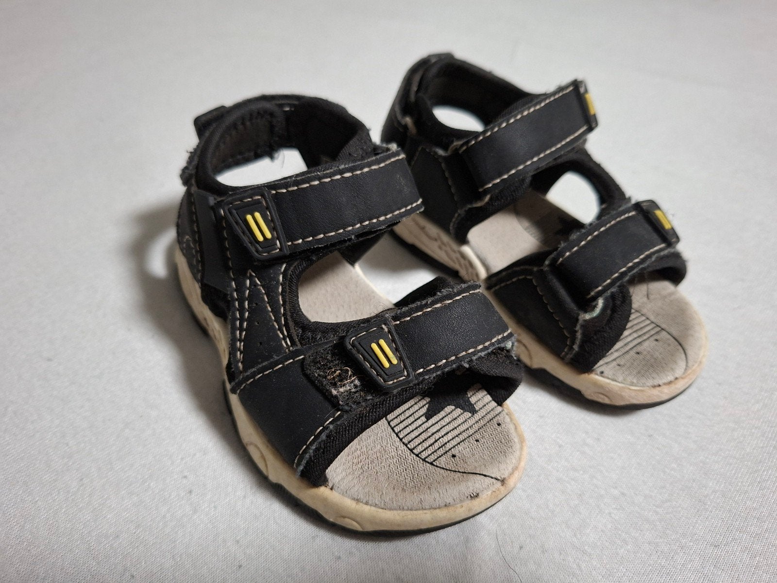 Vty verstelbare sandalen maat 22, Gebruikt, Jongen of Meisje, Schoenen, Vty