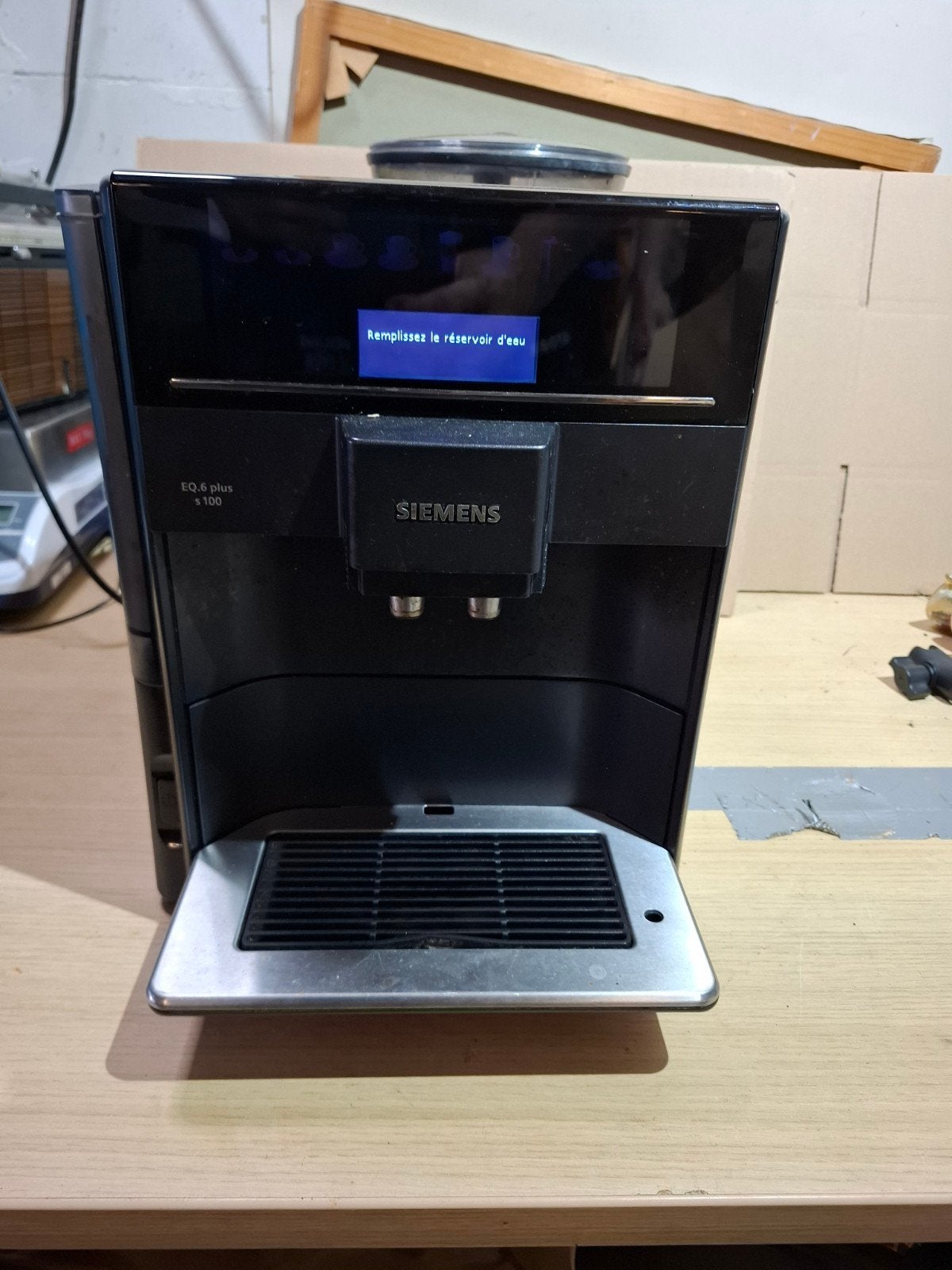 Siemens EQ.6 Plus S100 volautomatische espressomachine, Ophalen, Afneembaar waterreservoir, Espresso apparaat, 10 kopjes of meer