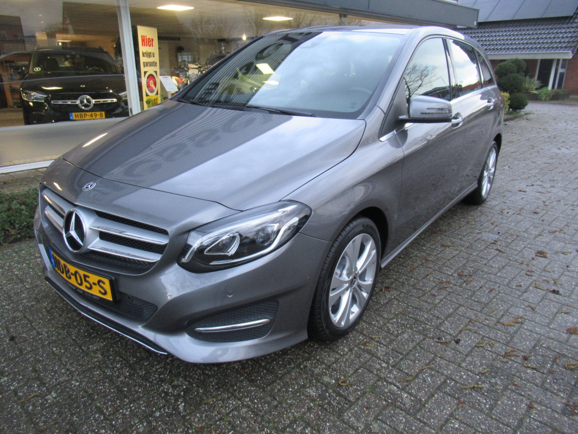 Mercedes-Benz B-Klasse 200 Ambition/Automaat (bj 2018), Auto's, Mercedes-Benz, 1325 kg, Gebruikt, Euro 6, Met garantie (alle)