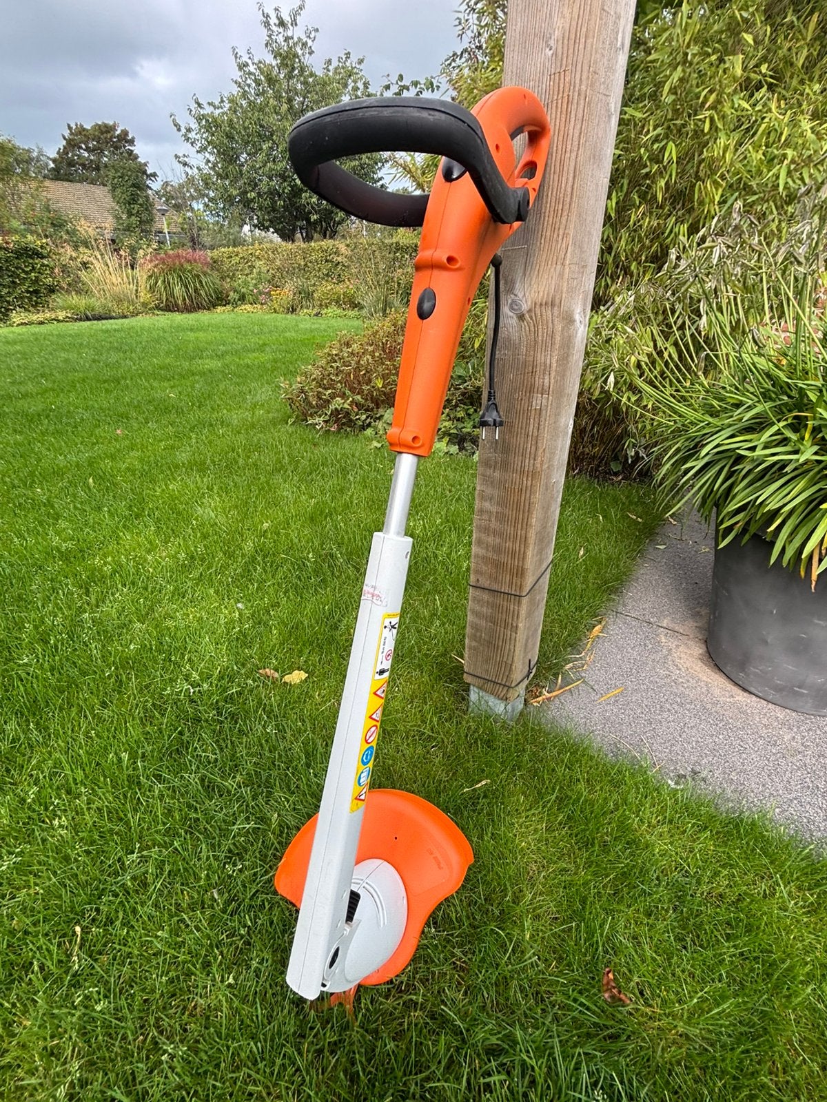 STIHL FSE 41 elektrische grastrimmer., Tuin en Terras, Ophalen, Zo goed als nieuw, Elektrisch