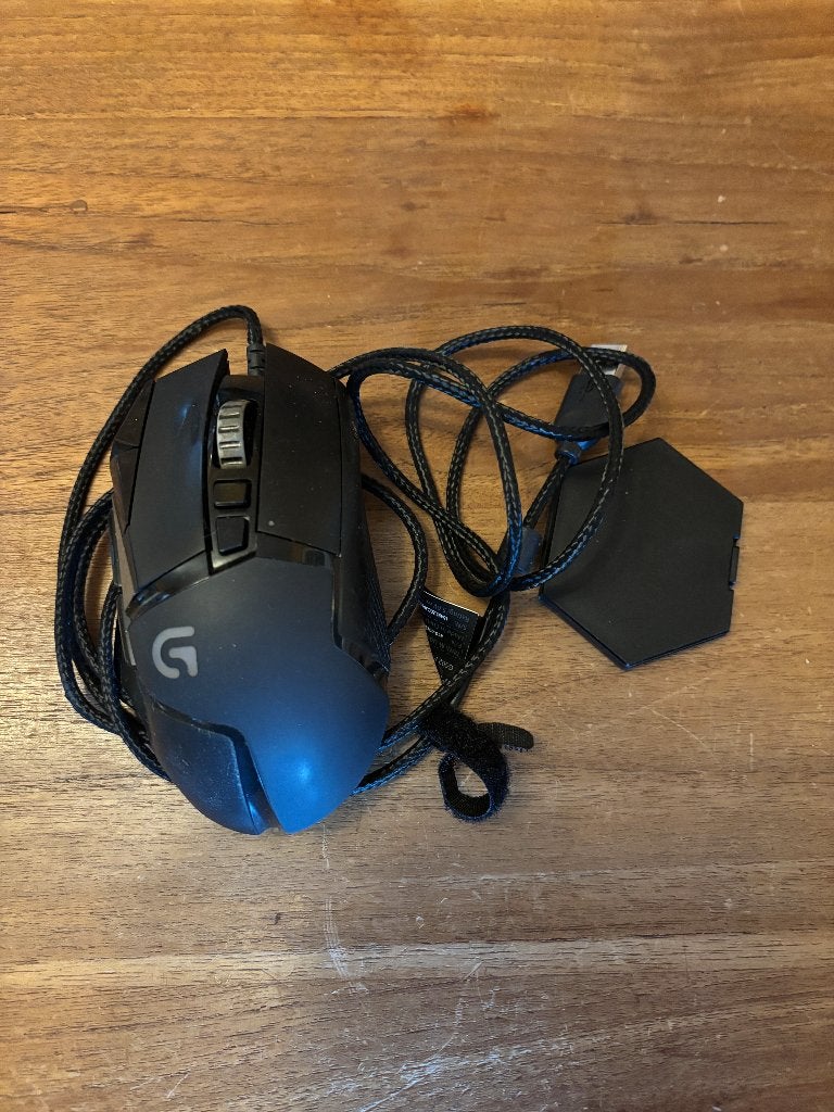 logitech G502 gaming muis bedraad, Computers en Software, Muizen, Rechtshandig, Muis, Gebruikt, Logitech g