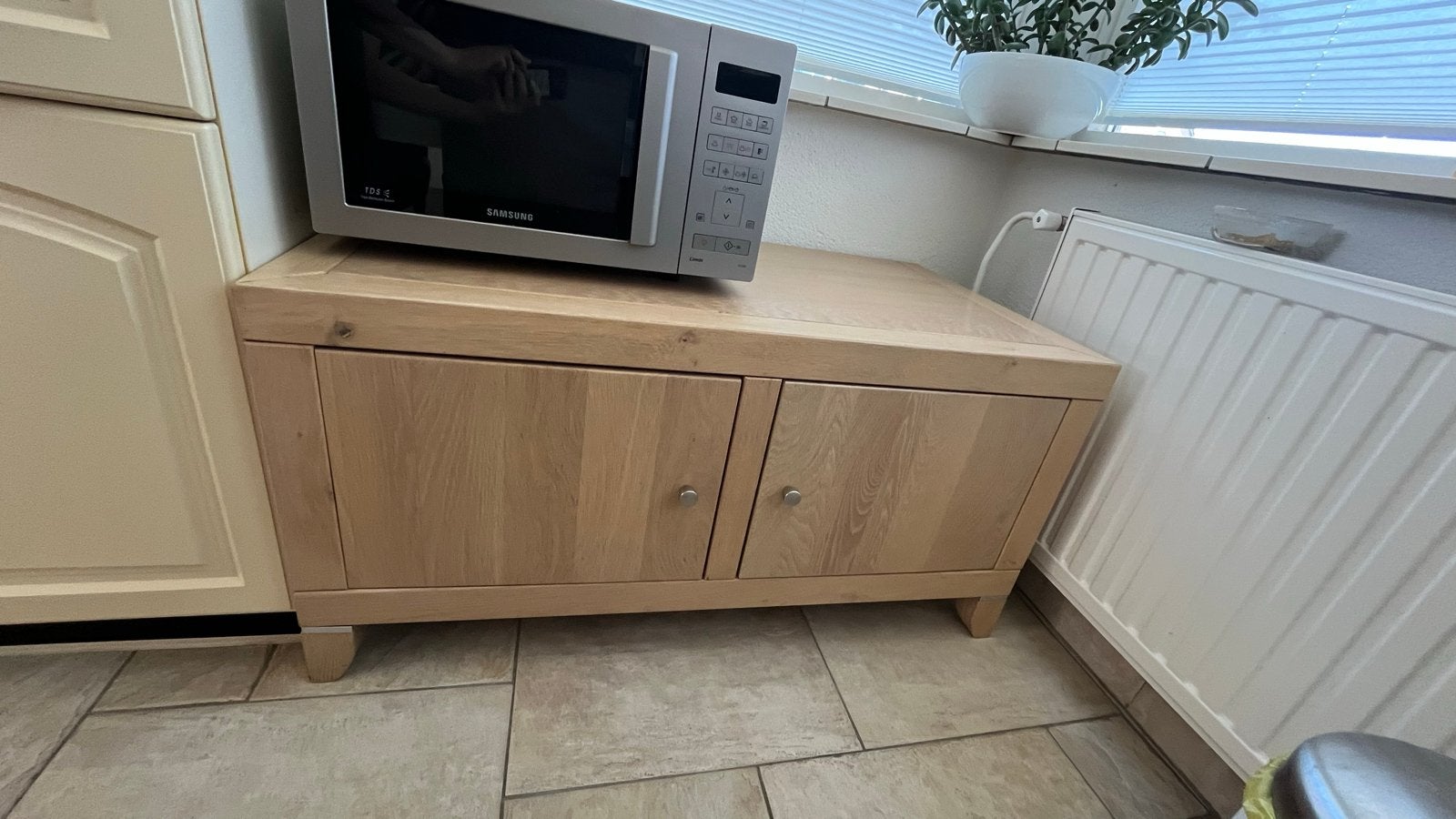 Massief licht eiken tv meubel Goossens, Ophalen, Gebruikt, Eikenhout, 50 tot 100 cm