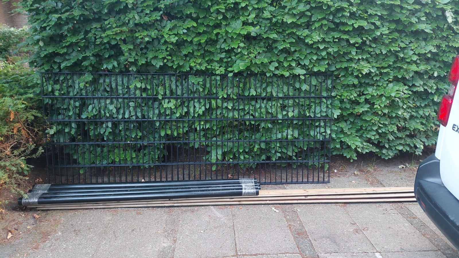 Zwart dubbelstaafmat hekwerk met palen - Nieuw, Tuin en Terras, Tuinhekken en Hekwerk, Ophalen of Verzenden