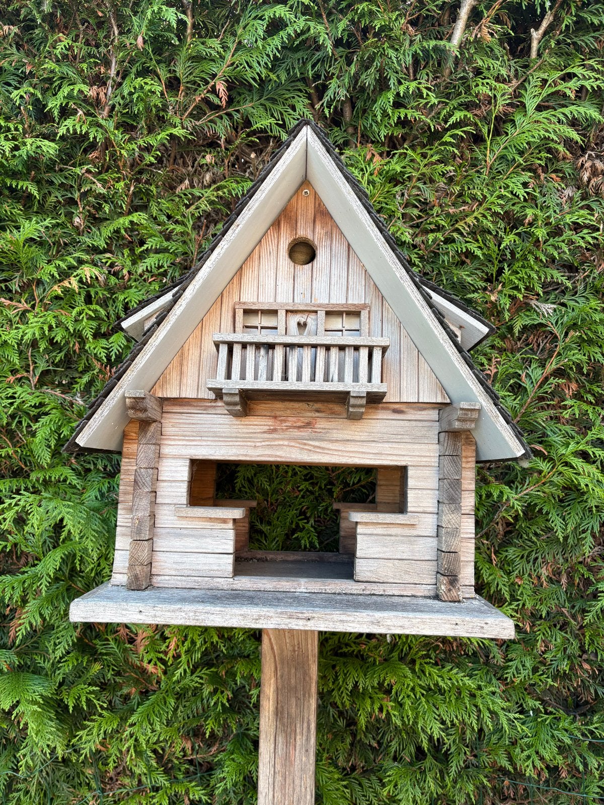 Uniek vogelhuisje op paal - Handgemaakt design, Ophalen, Zo goed als nieuw