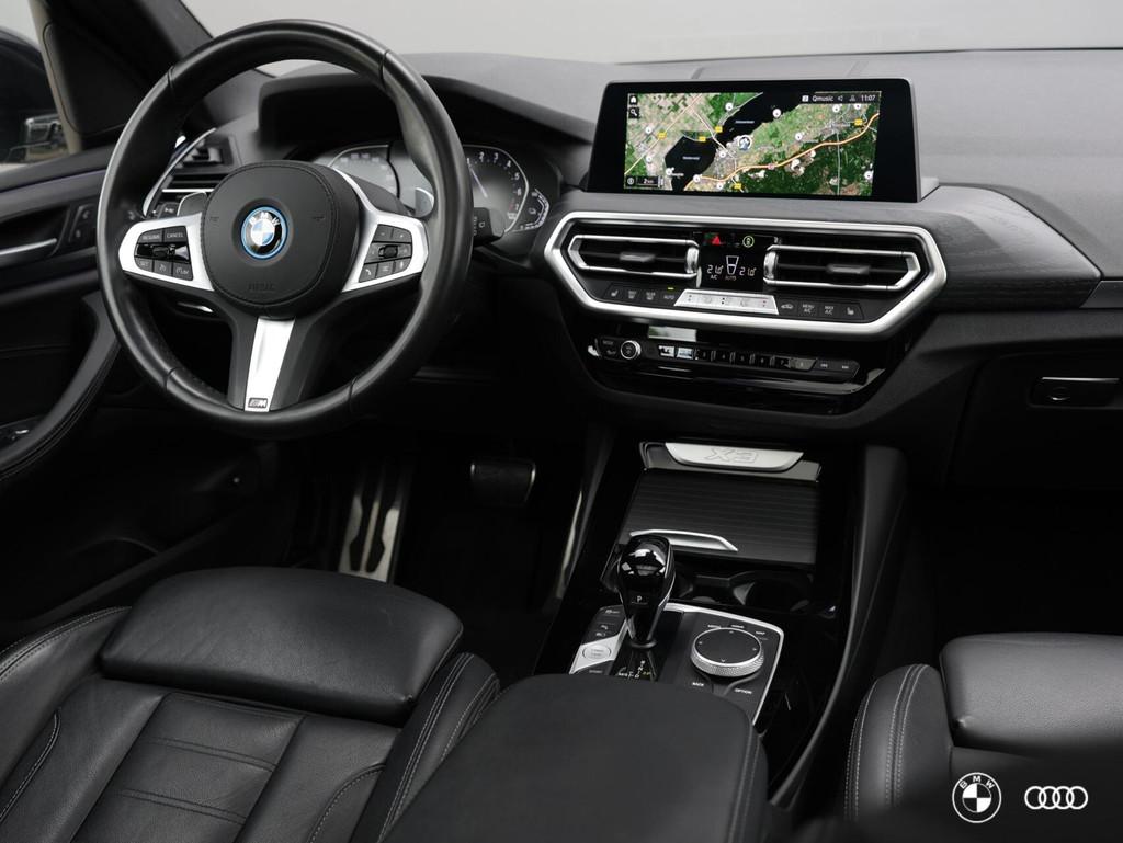 BMW X3 xDr30e M SPORT / PANODAK / MEMORY / ACHTERBANKVW / LE, Auto's, BMW, Automaat, 1998 cc, Bedrijf, Vierwielaandrijving