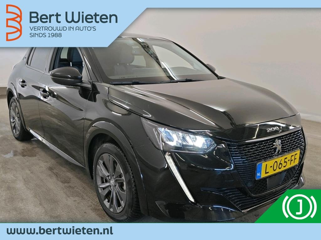 Peugeot e-208 EV Blue Lease Allure 50 kWh (bj 2021), Auto's, Dealer onderhouden, Gebruikt, Zwart, Leder en Stof