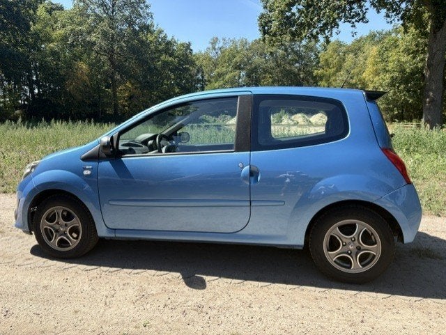Renault Twingo 1.2 16V 2011 Blauw, 839 kg, 74 pk, Zwart, 4 cilinders