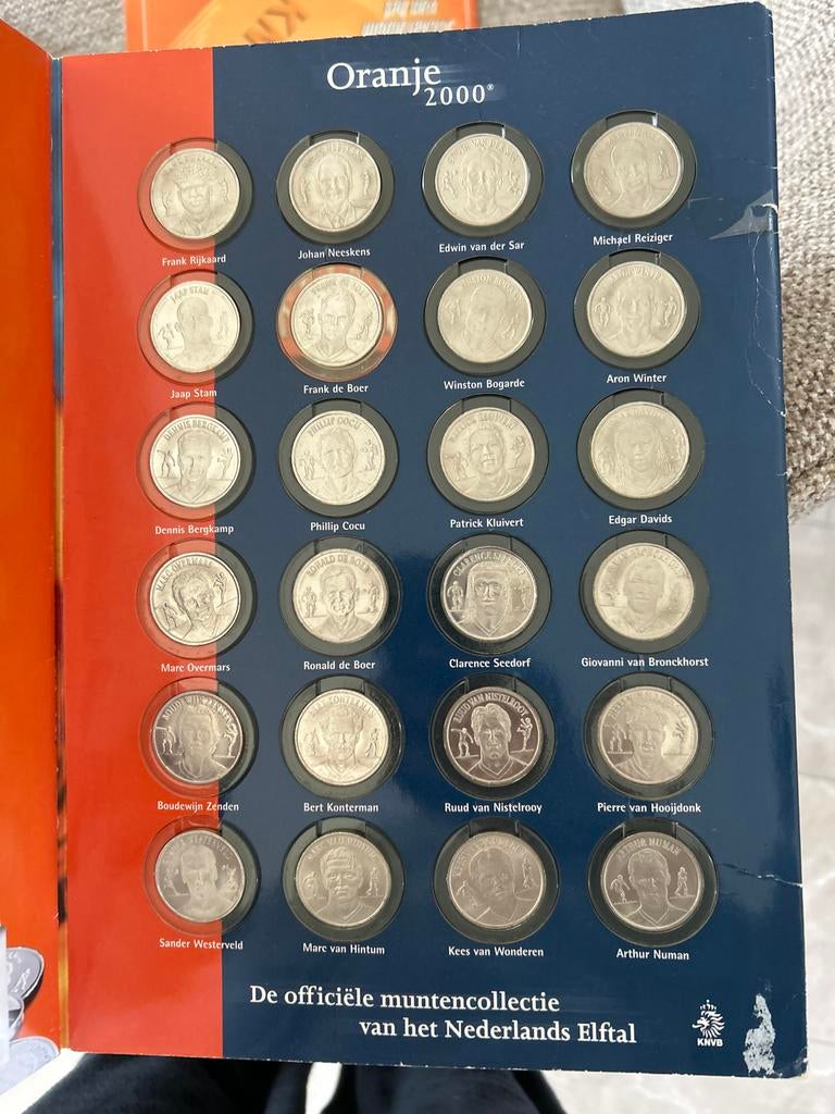 Oranje 2000 officiële muntencollectie Nederlands Elftal, Ophalen of Verzenden, Koningin Beatrix, Overige waardes, Setje