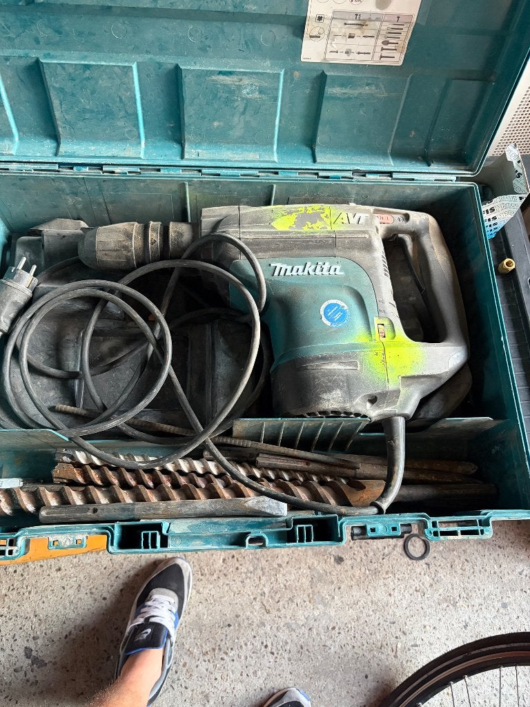 Makita zware Boormachine, Doe-het-zelf en Verbouw, Ophalen, Gebruikt, 400 tot 600 watt, Boor- en/of Breekhamer