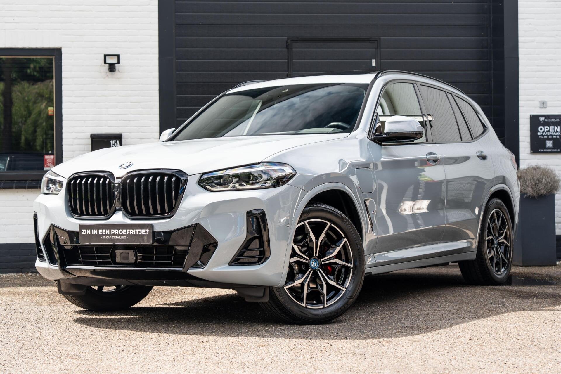 BMW X3 XDrive30e M-sport Brooklyn Grau 360 Pano HUD Trekhaak, Automaat, 1998 cc, Gebruikt, Zwart