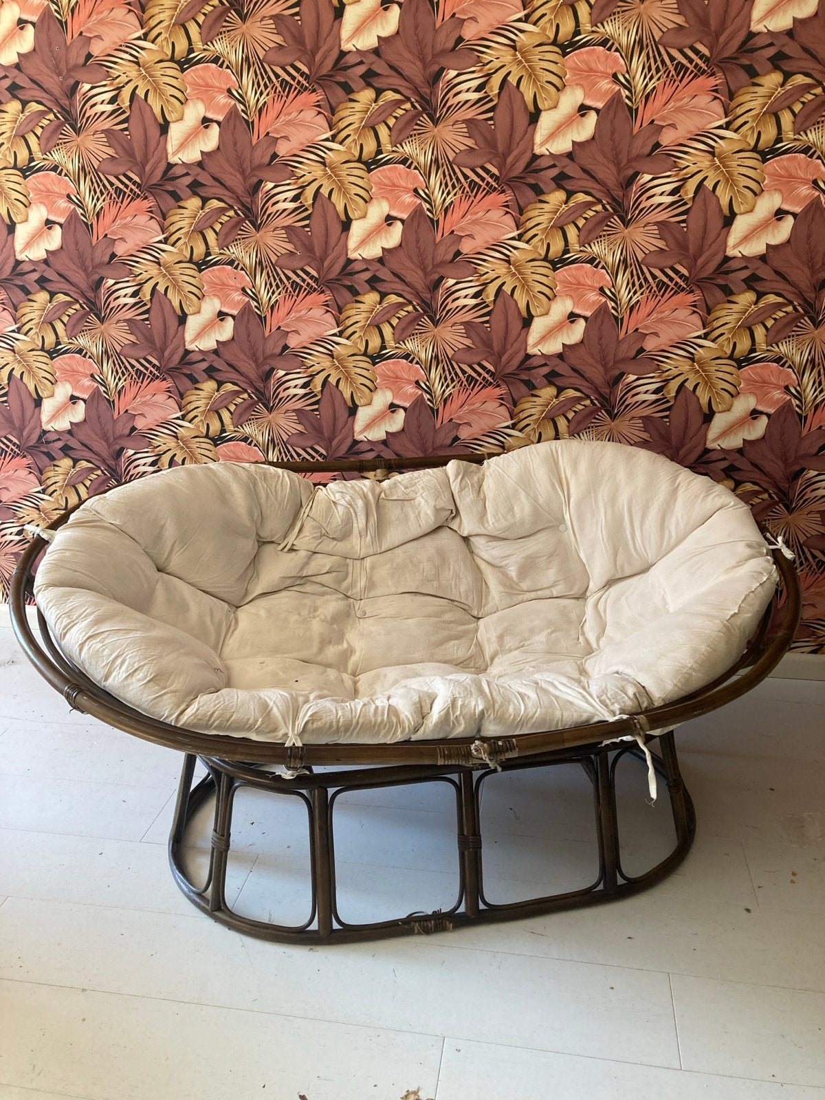 Gratis af te halen - Papasan stoel tweepersoons met kussen, Huis en Inrichting, Banken | Sofa's en Chaises Longues, Ophalen, Gebruikt