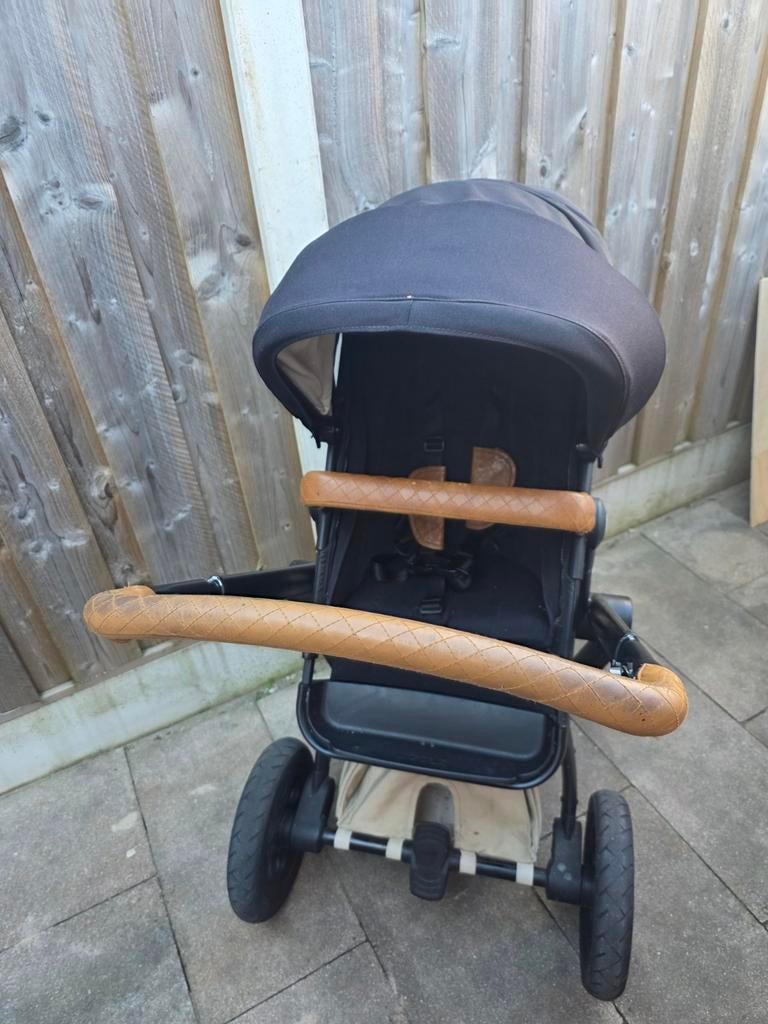 Joolz Day kinderwagen met lederen accenten, Kinderen en Baby's, Kinderwagens en Combinaties, Ophalen, Gebruikt, Kinderwagen, Overige merken
