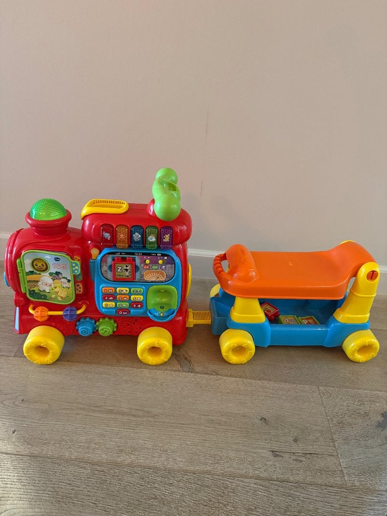 Vtech trein, Kinderen en Baby's, Ophalen, Gebruikt, 6 maanden tot 2 jaar
