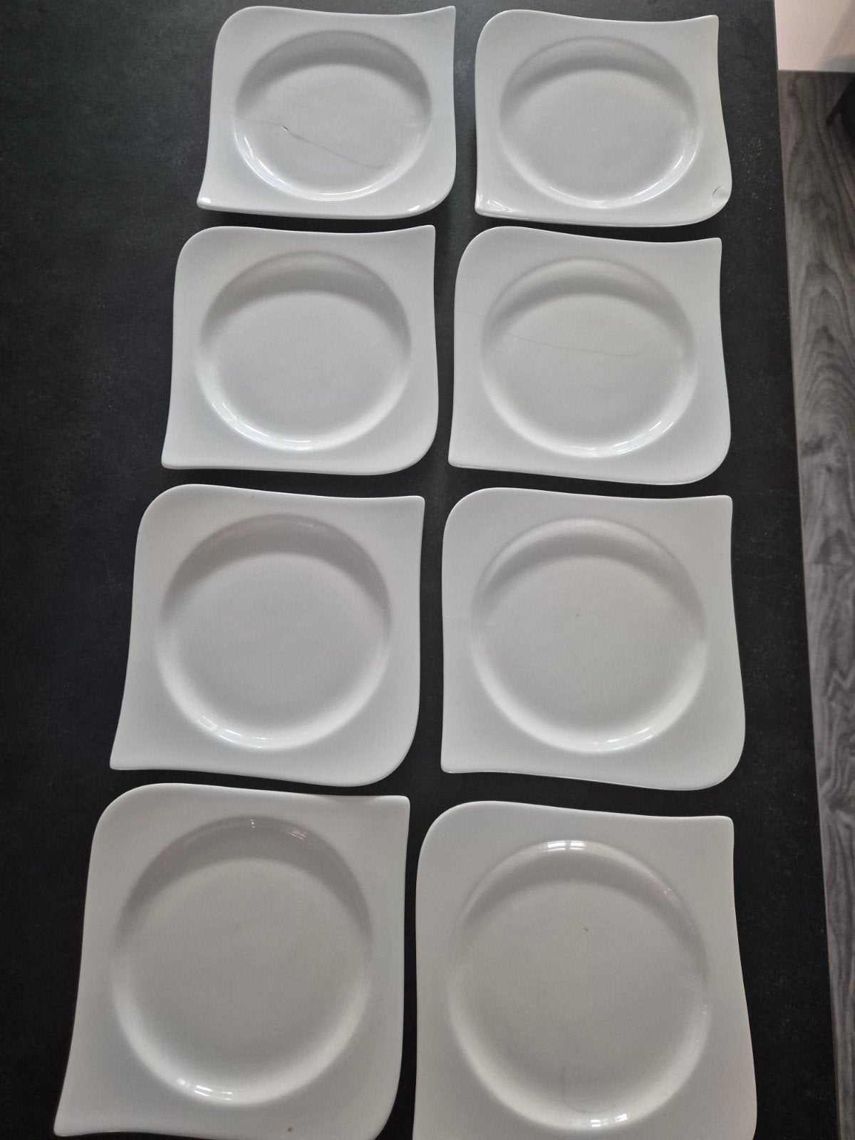 8 Witte schotels/bordjes, Huis en Inrichting, Ophalen, Gebruikt, Overige stijlen, Bord(en)