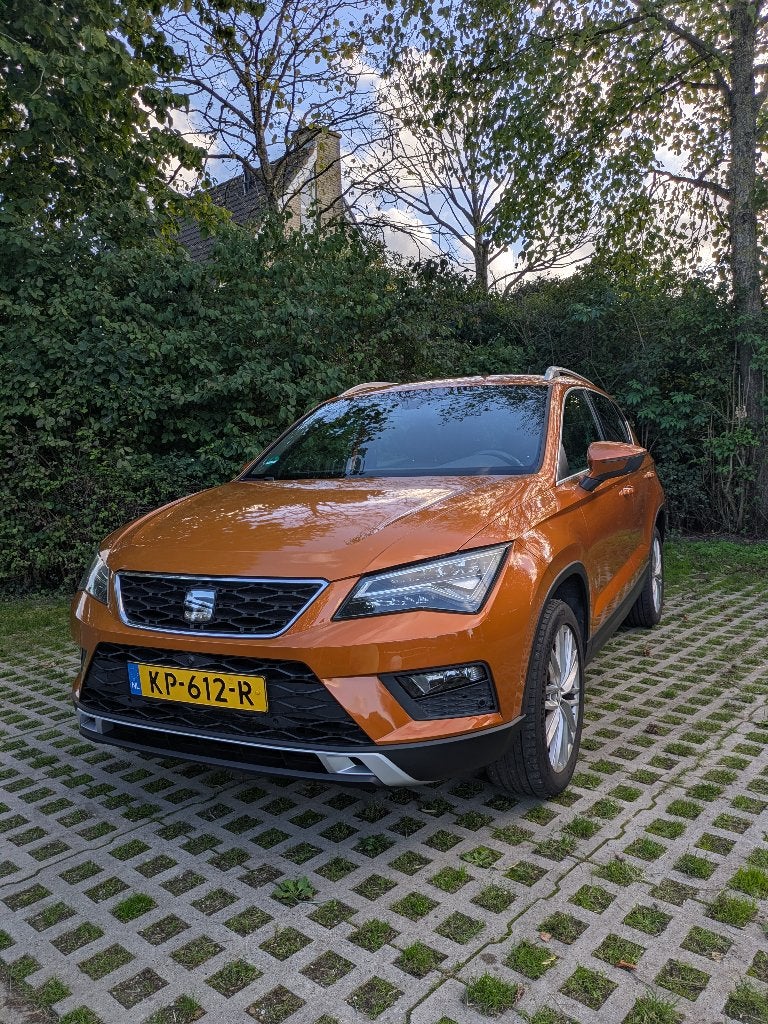 Seat Ateca 1.4 TSI 110KW 2016, Auto's, Voorwielaandrijving, Dealer onderhouden, 1800 kg, Euro 6