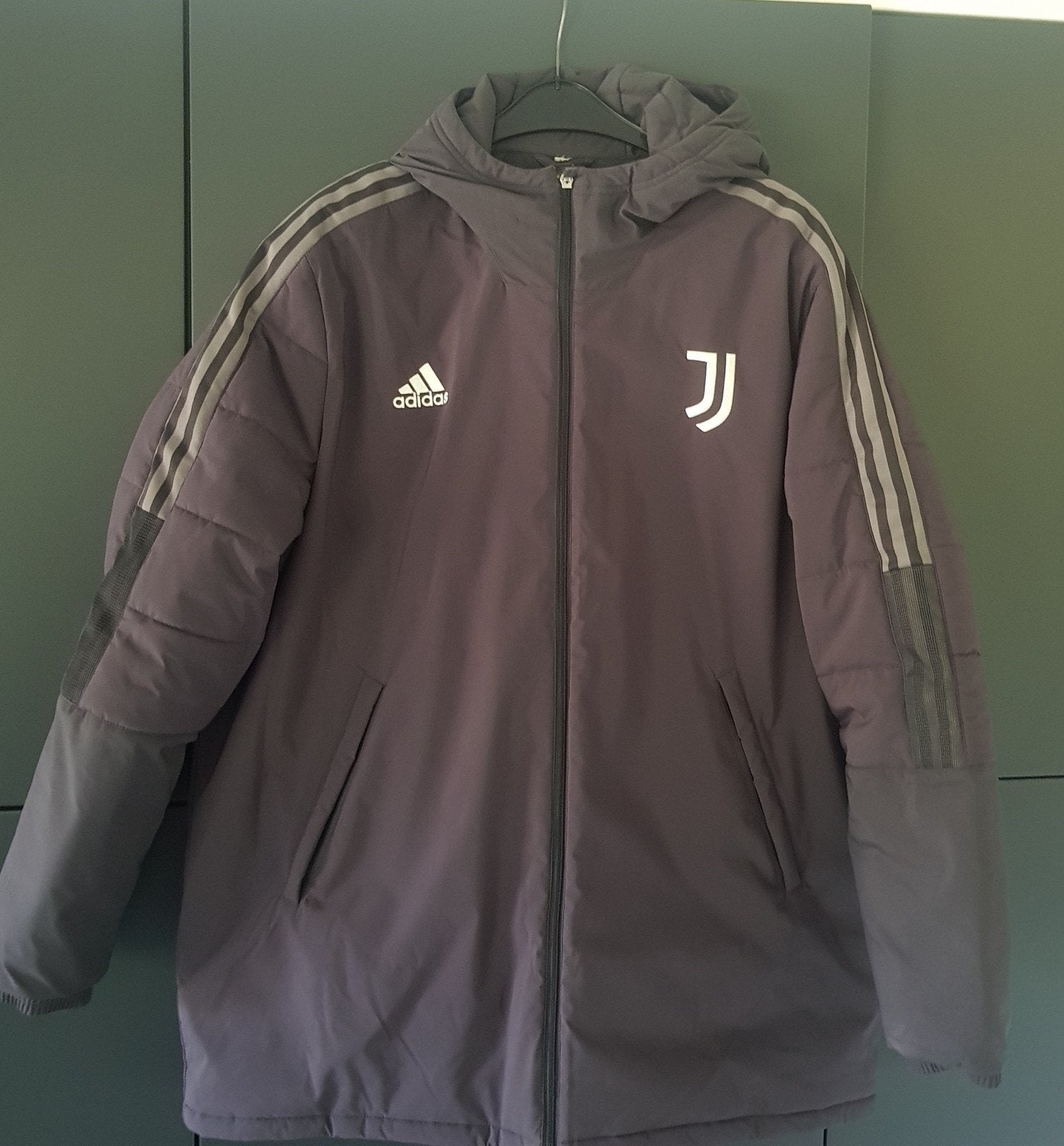 Adidas Juventus Trainiers Winterjas XL  -, Maat 56/58 (XL), Ophalen of Verzenden, Zo goed als nieuw, Adidas
