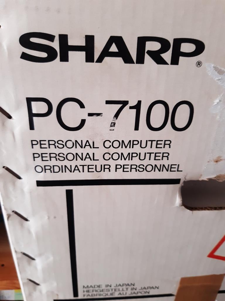 Sharp pc met bijbehorende printer en expension unit, Computers en Software, Ophalen