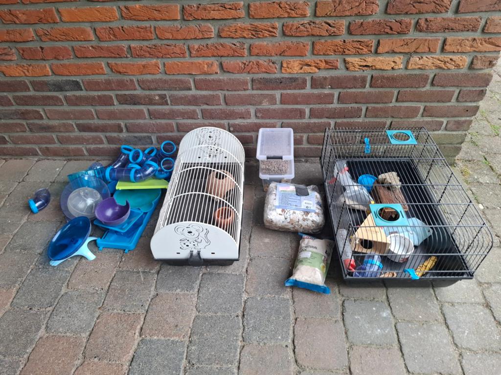 Hamsterkooi 2 stuks met toebehoren, Kooi, Minder dan 75 cm, Zo goed als nieuw, Muis