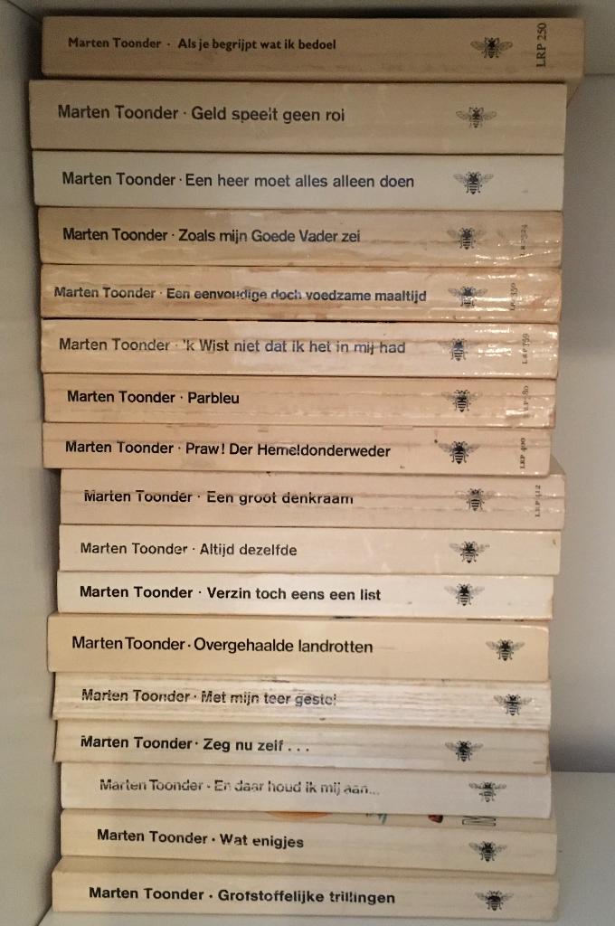 Tom Poes en heer Bommel Literaire Reuzenpockets, Gelezen, Marten Toonder, Ophalen of Verzenden, Meerdere stripboeken