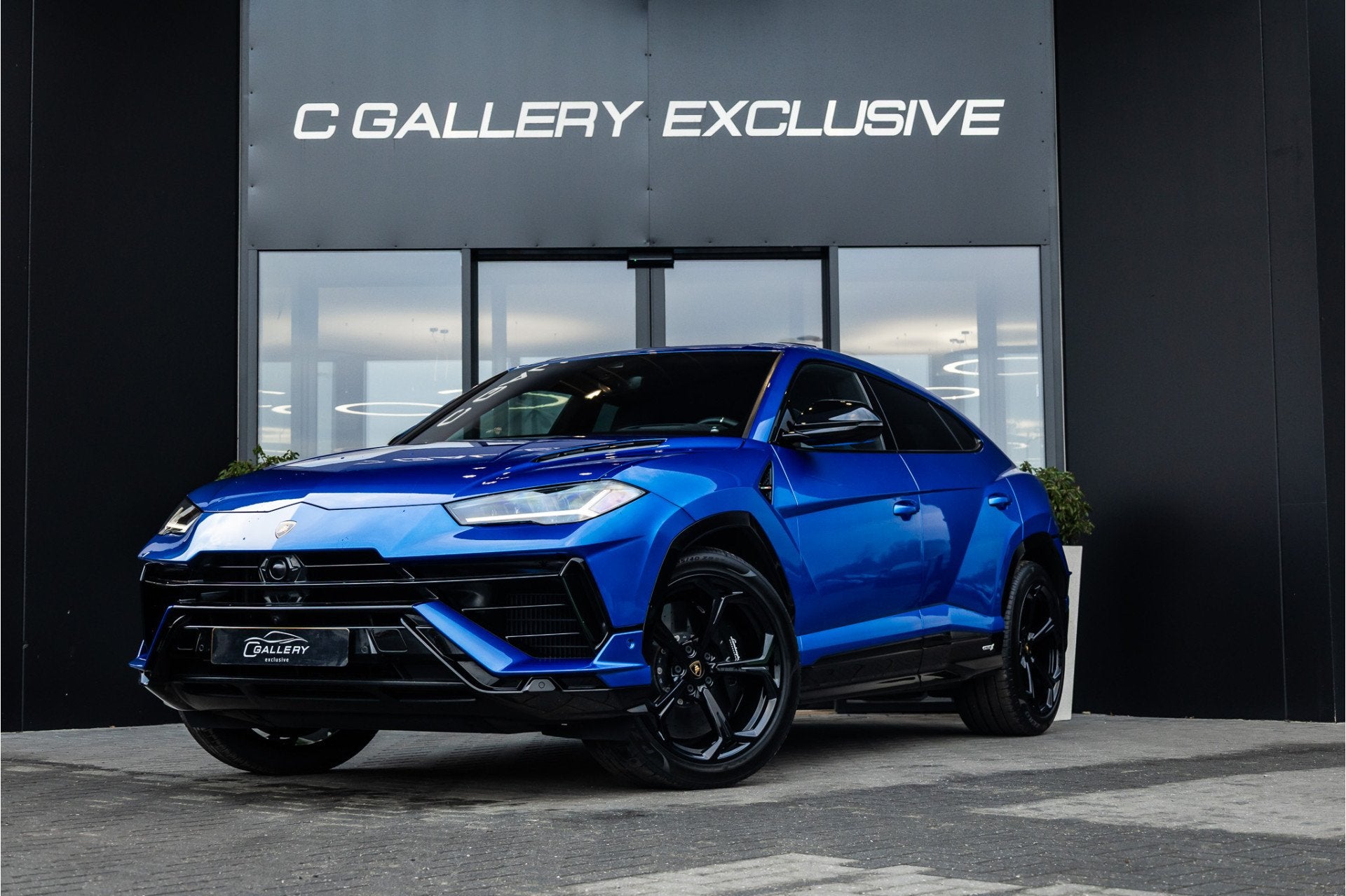Lamborghini Urus 4.0 V8 S - Blu Nethuns | Origineel NL | Pan, Auto's, Automaat, Dealer onderhouden, Urus, Gebruikt