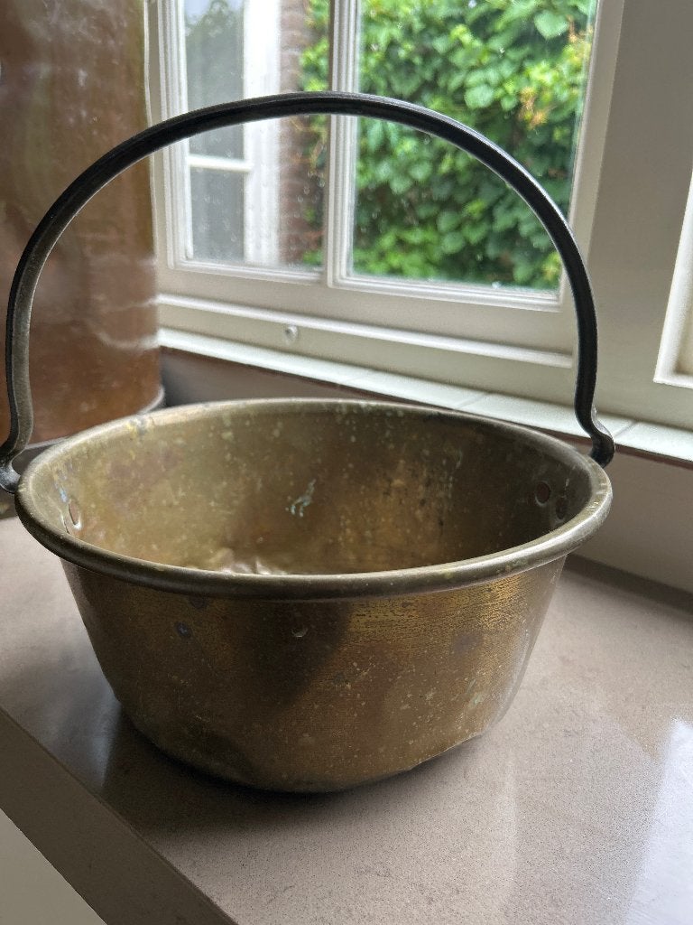 Antique copper jam pan, Ophalen, Koper