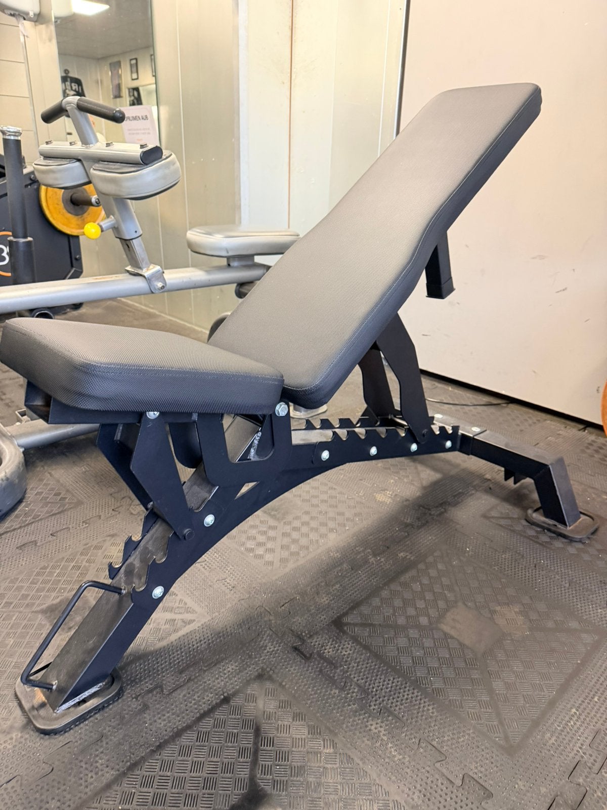 Verstelbaar halter bankje, Ophalen, Zo goed als nieuw, Armen, Dumbbell
