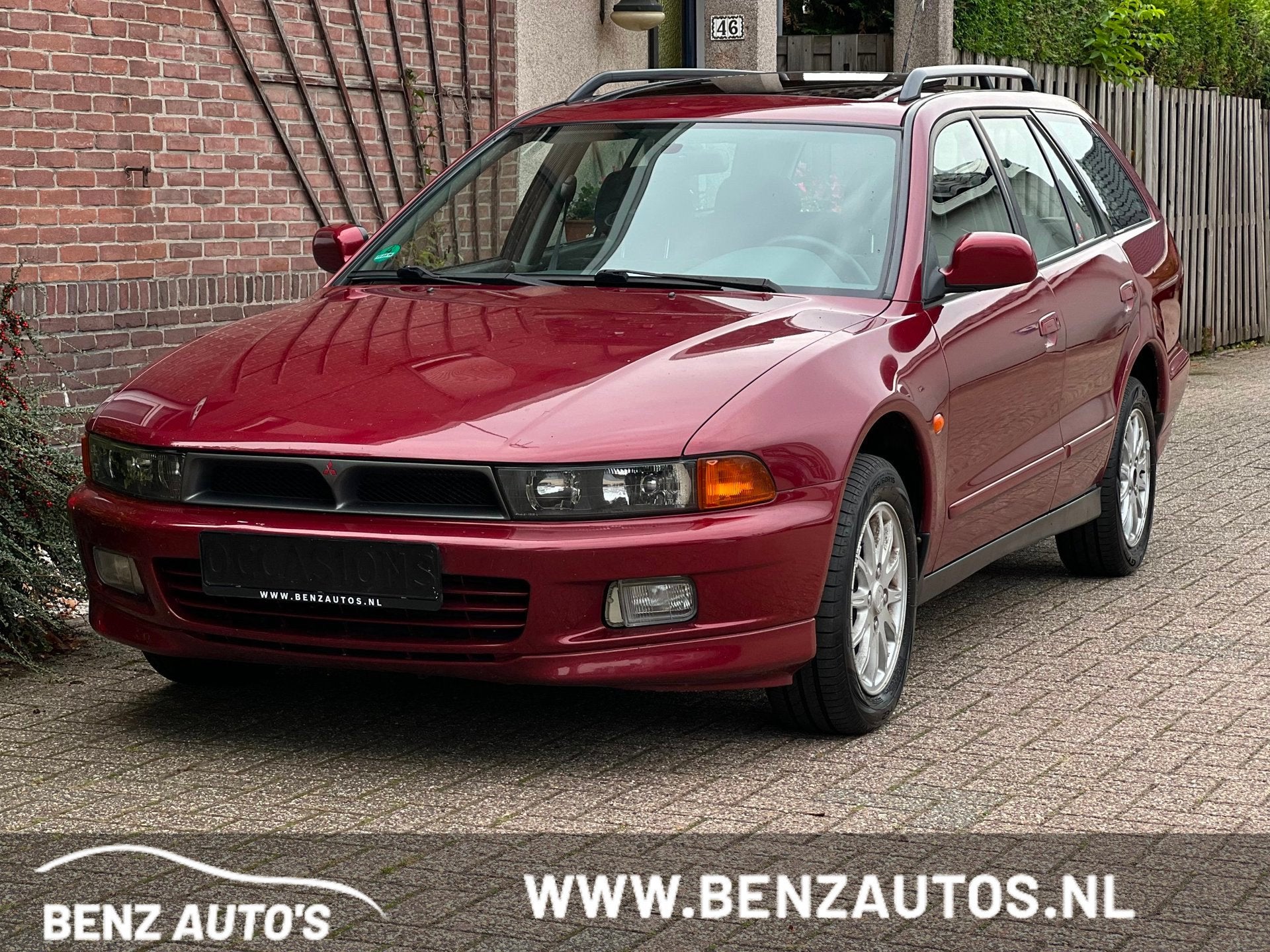Mitsubishi Galant 2.5 V6 Youngtimer/Automaat/PanoDak, Auto's, Stof, Gebruikt, Automatische klimaatregeling, 2498 cc