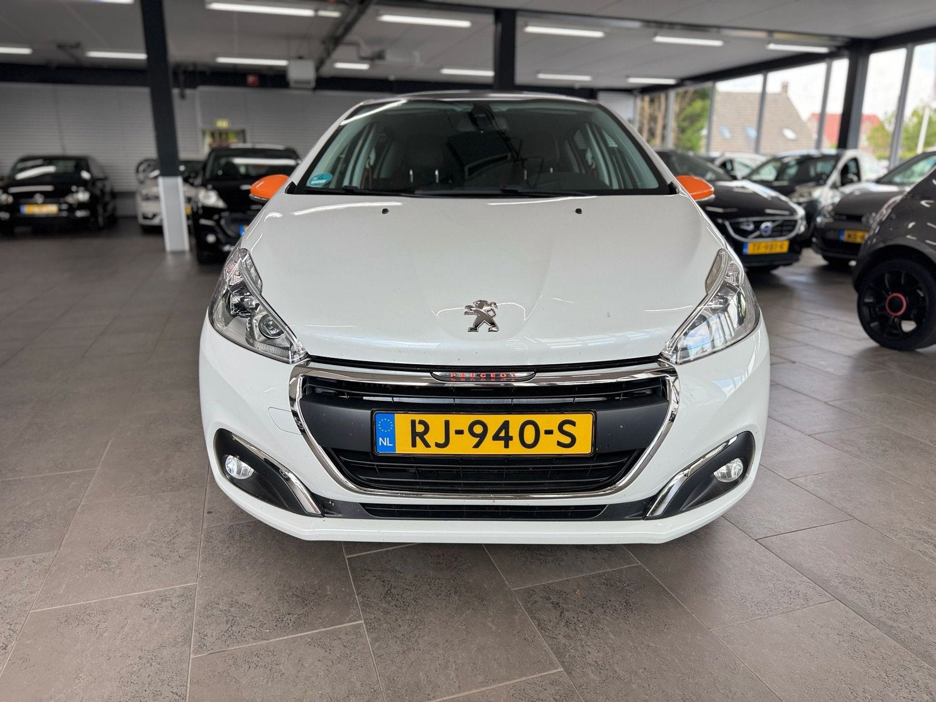 Peugeot 208 1.6 BlueHDi Roland Garros GT-line panoramadak Na, Voorwielaandrijving, Stof, Gebruikt, 4 cilinders