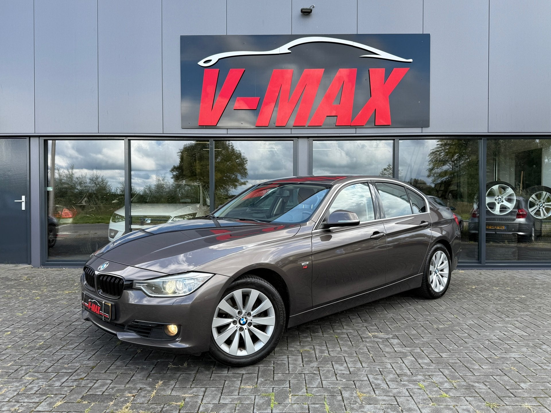 BMW 3-serie 328i Aut High Exec Leder Xenon Navi Stoelverw, Auto's, BMW, Automaat, Achterwielaandrijving, Gebruikt, 4 cilinders