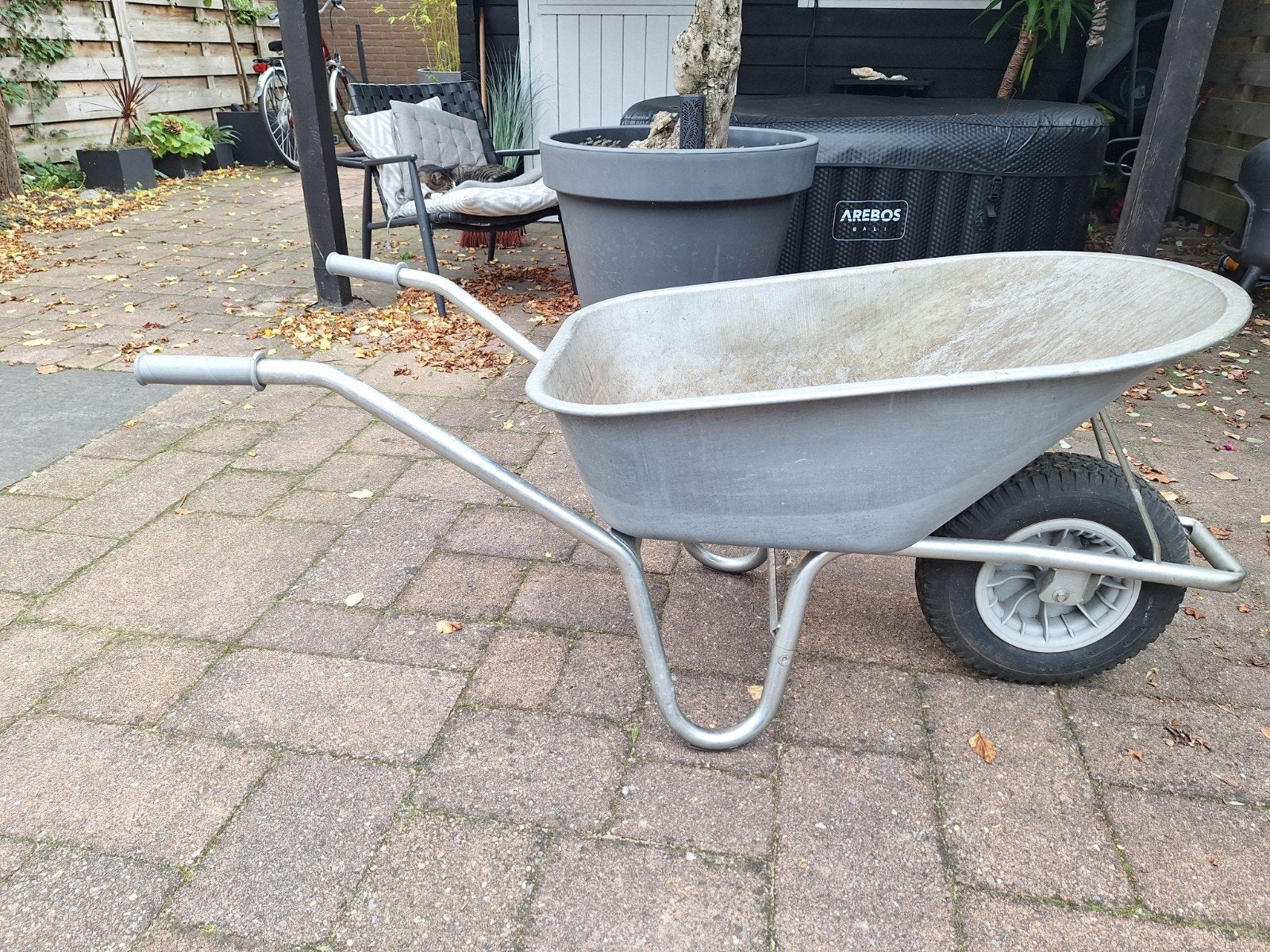 Gebruikte kruiwagen met goede harde band, Ophalen of Verzenden, Gebruikt, Handmatig, Eenwielig