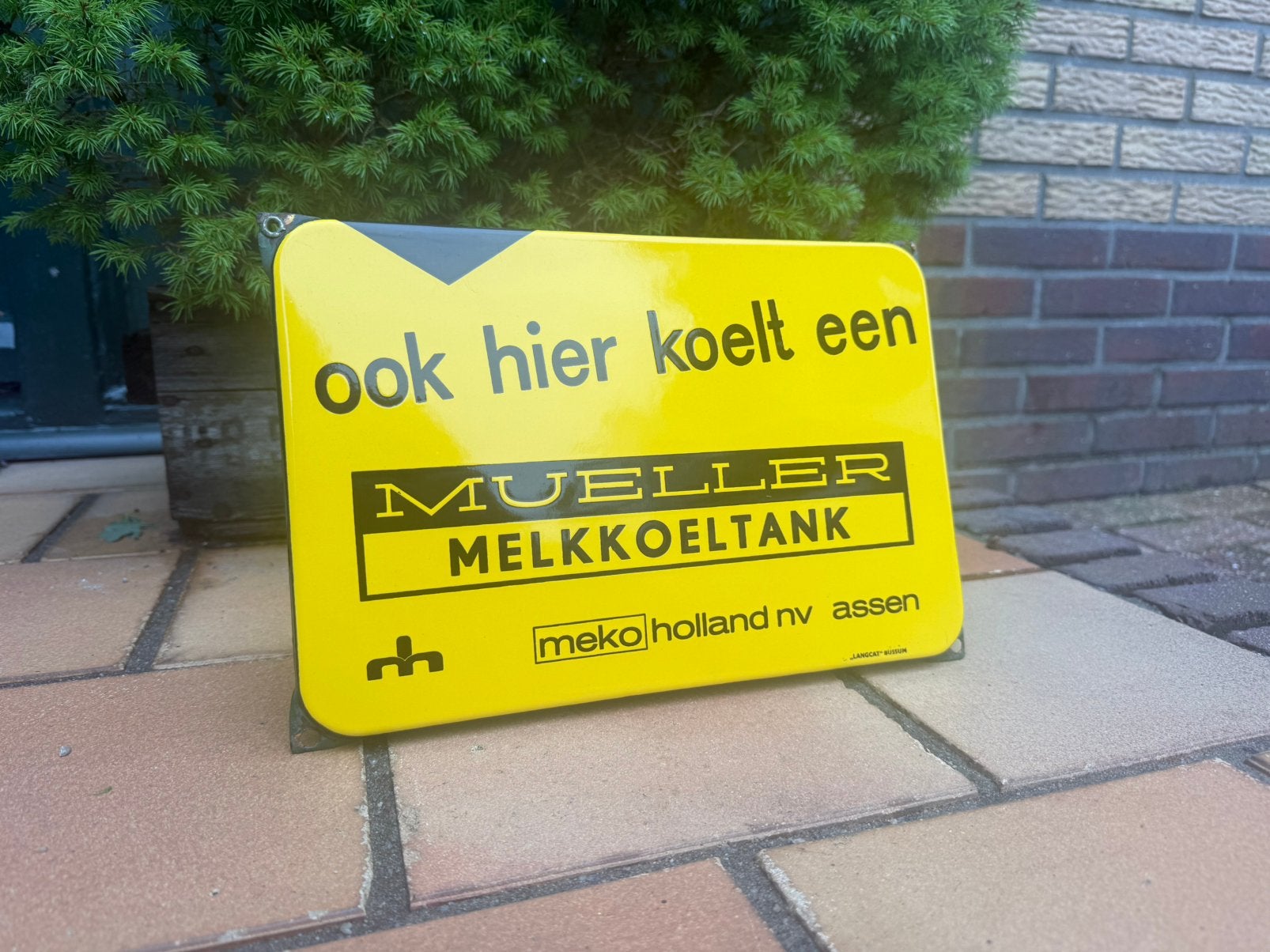 Oud emaille reclamebord mueller meko Assen melkmachine, Ophalen of Verzenden, Zo goed als nieuw, Reclamebord