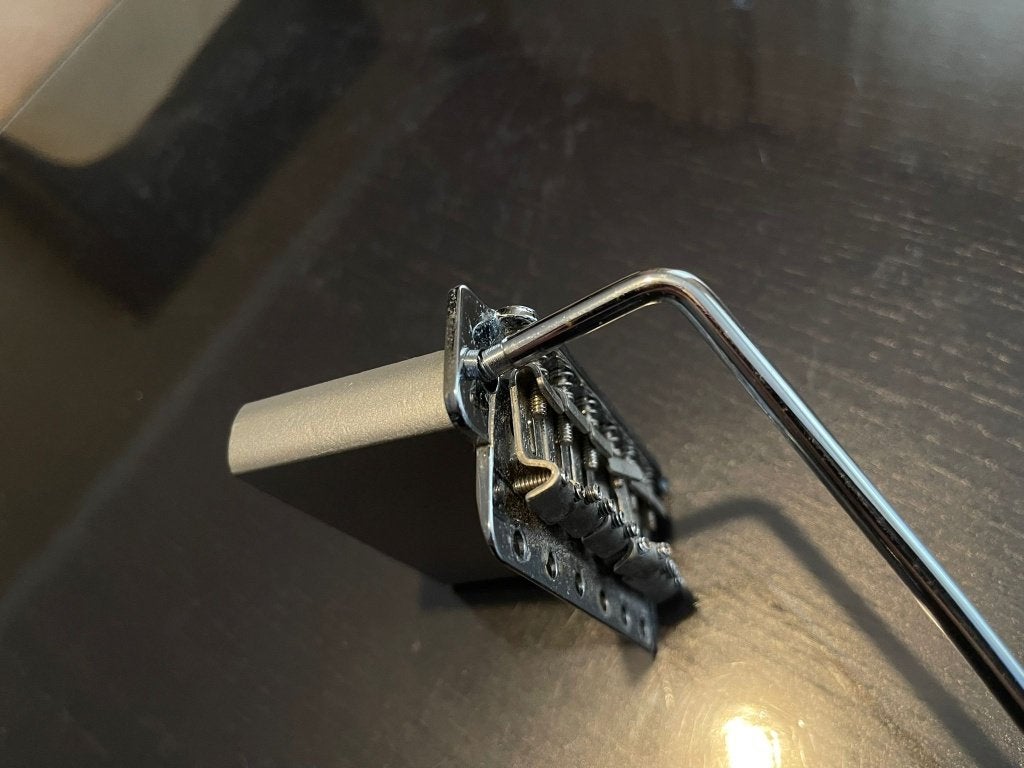 Tremolo FENDER en SQUIER, Muziek en Instrumenten, Instrumenten | Onderdelen, Ophalen of Verzenden, Zo goed als nieuw, Elektrische gitaar