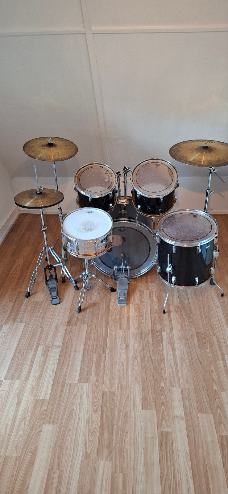 Pearl drumstel en Pearl CX-500 bekkens, Ophalen, Gebruikt, Trommel