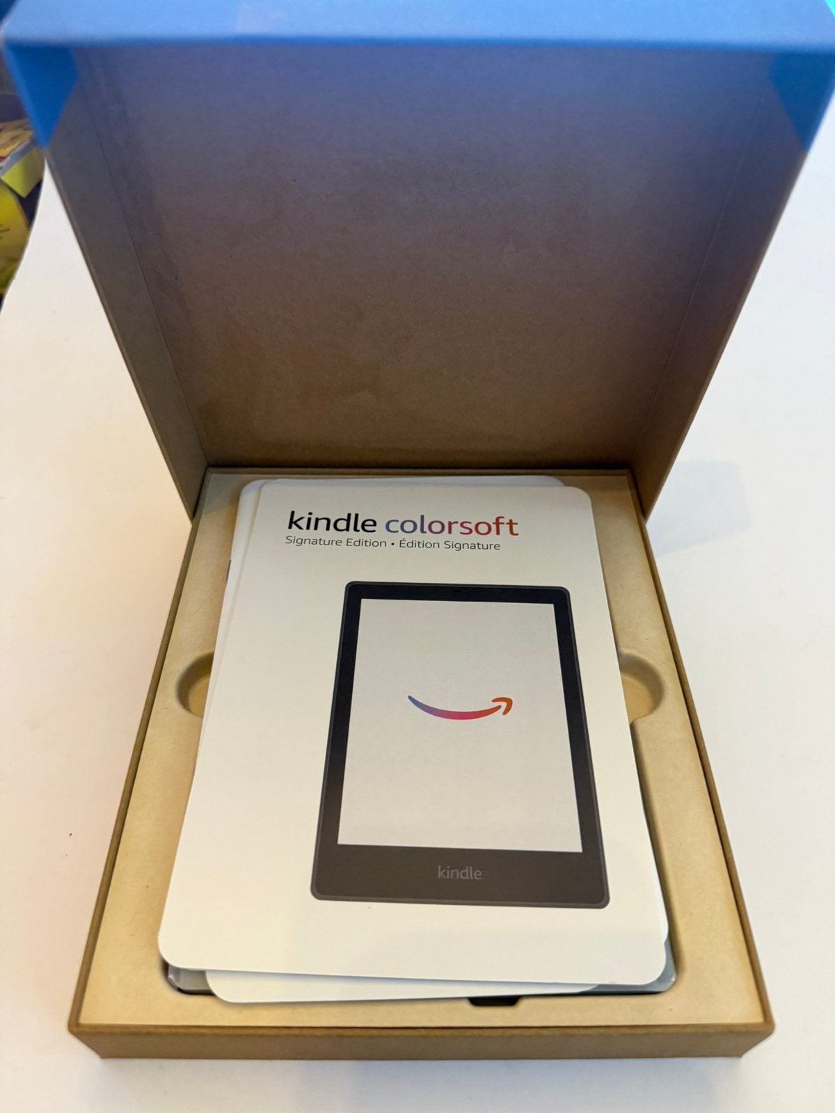 Kindle Colorsoft Signature Edition 32GB + Hoes | E-reader, Verzenden, Amazon, Zo goed als nieuw, Amazon