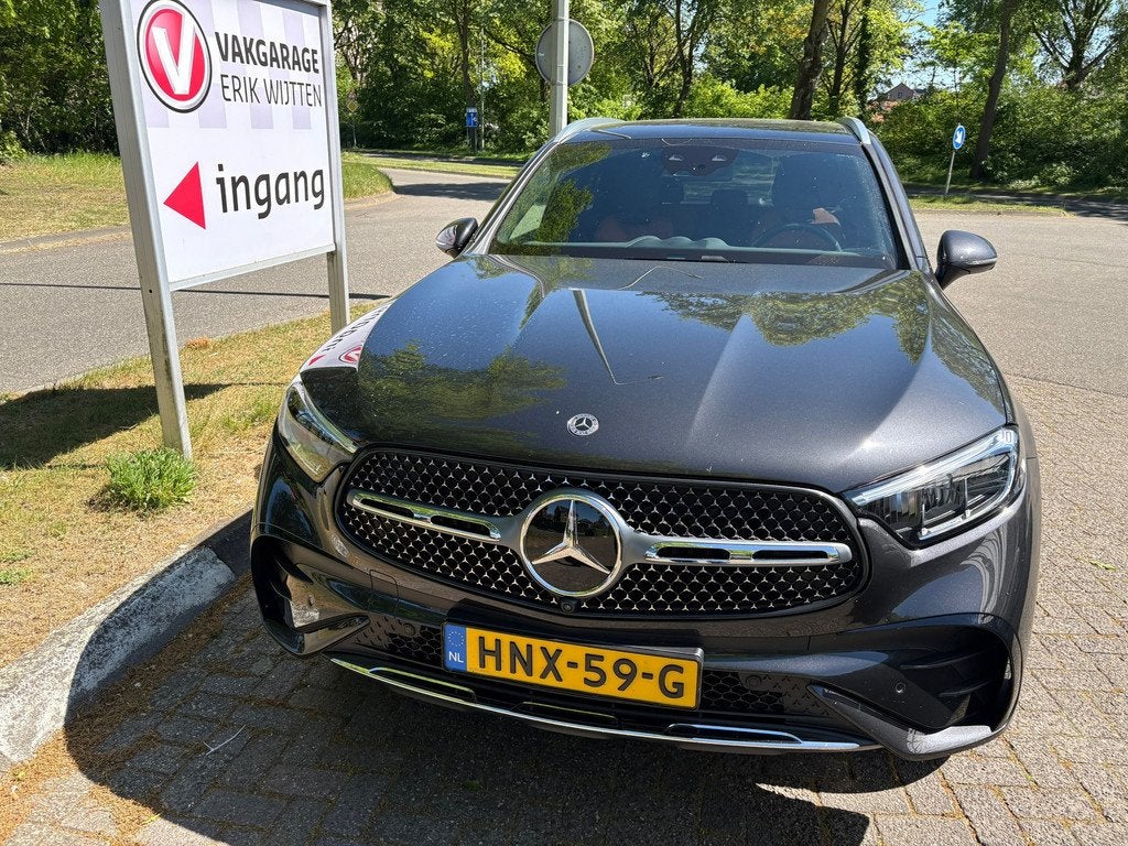 Mercedes-Benz GLC-klasse 300e 4MATIC AMG Line, Auto's, Automaat, Gebruikt, Euro 6, 2000 kg